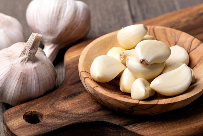 Bổ sung tỏi đều đặn mỗi ngày là cách hiệu quả để tăng cường hệ miễn dịch.